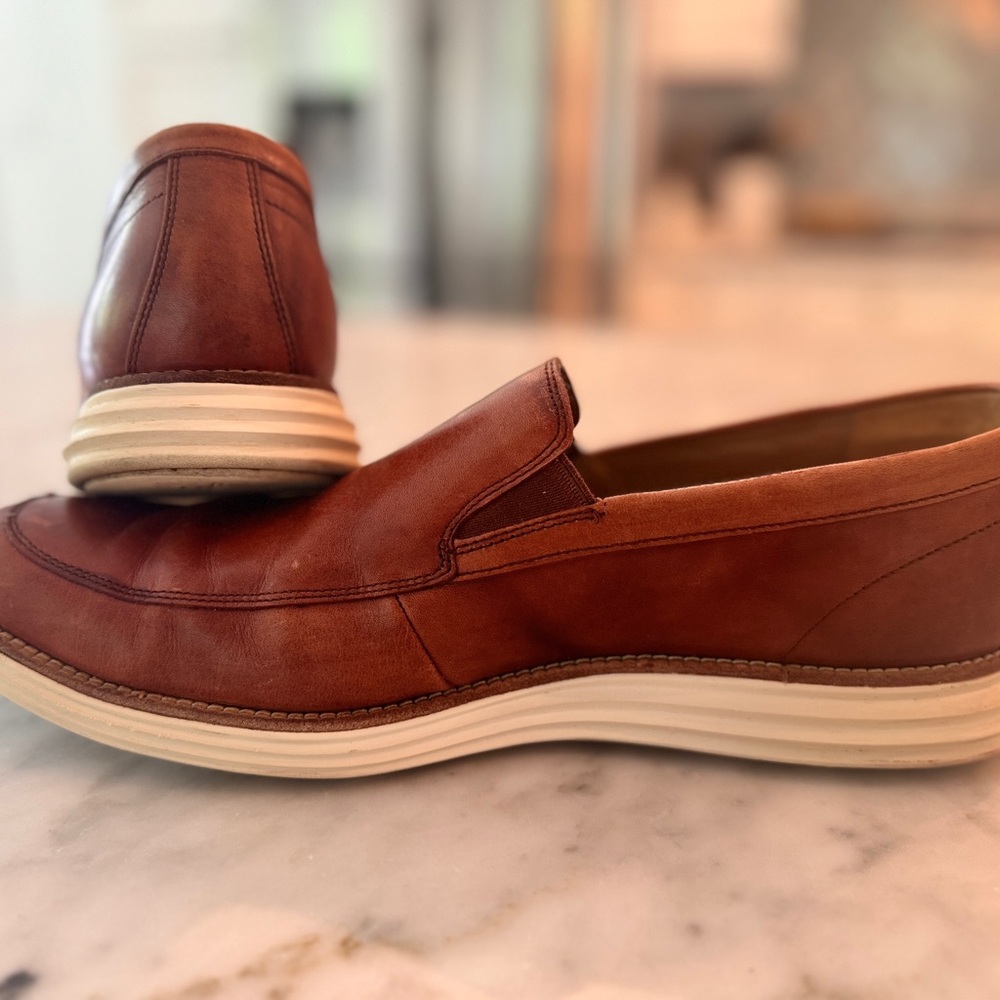 Beautiful Cole Haan loafers. All leather with Nike soles. Super soft.